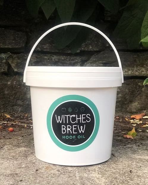 Witches Brew Hoof Oil - BREW BUCKETS