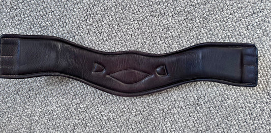 COUNTY LOGIC Brown Dressage GIRTH - 18 inch