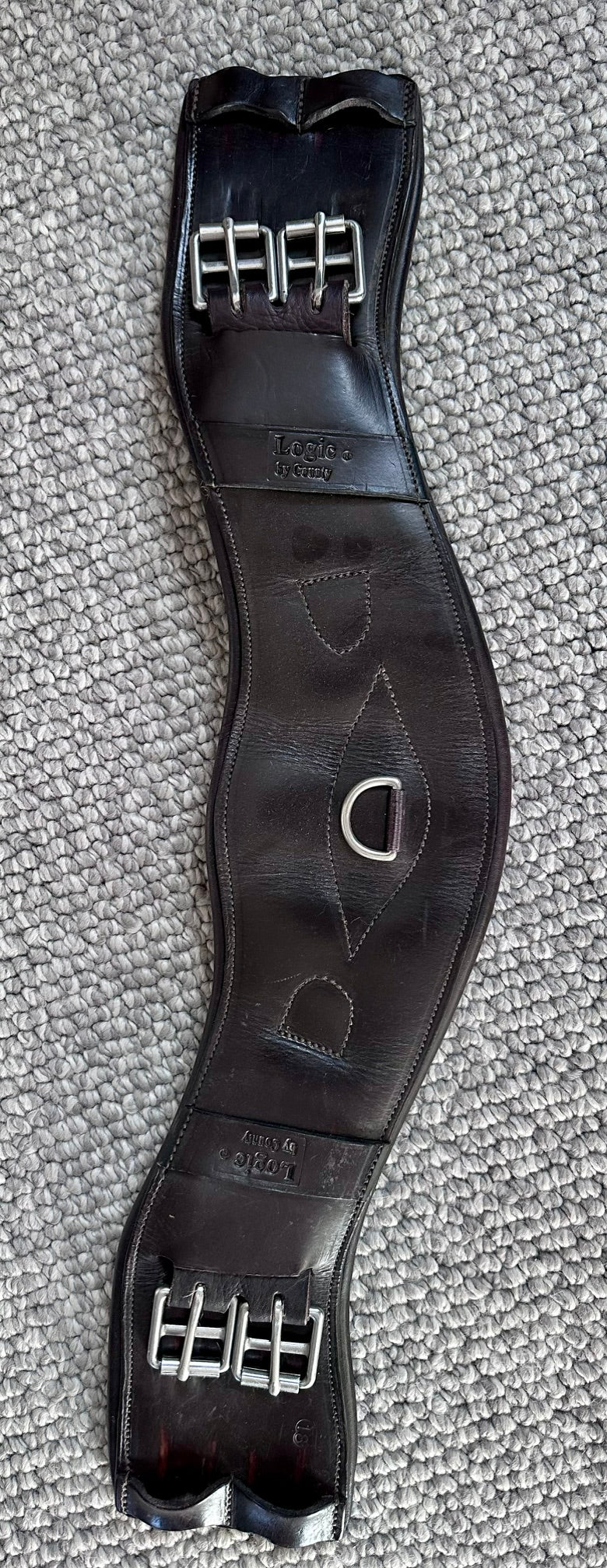 COUNTY LOGIC Brown Dressage GIRTH - 18 inch