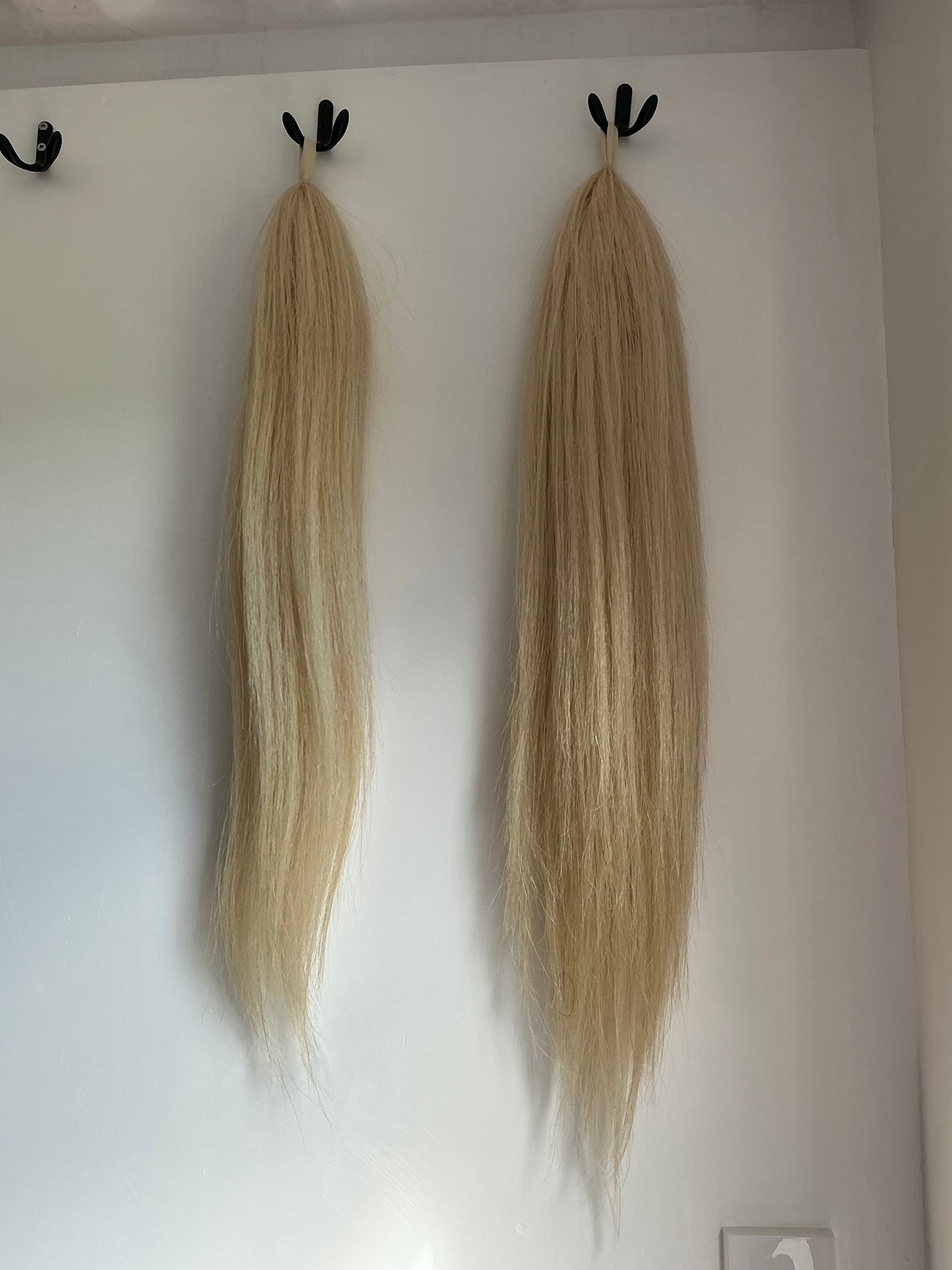 BEST Presented False Tail Standard Length - NATURAL WHITE